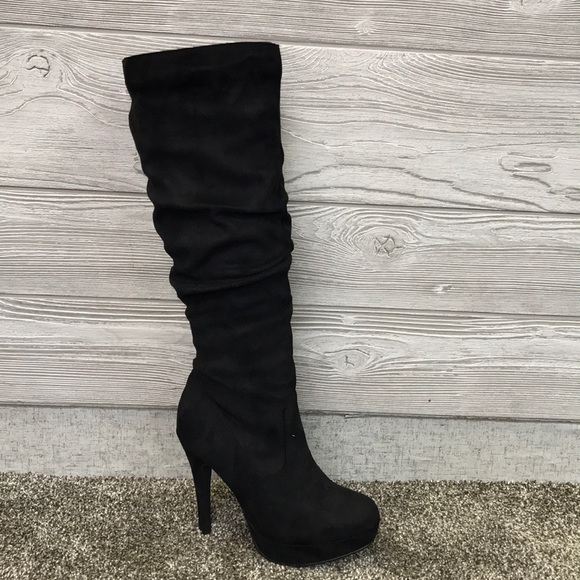 High Platform Boots - Picture 2 of 4